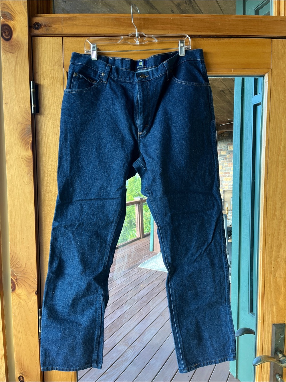 Wrangler Men's Dark Blue Relaxed Fit Jeans